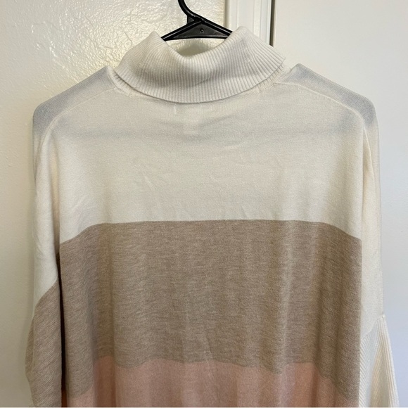 Calvin Klein Oversized Turtleneck Cape Sweater White Tan Pink Gray Stripe S/M - Picture 6 of 8
